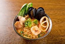 Tom yum goong ramen