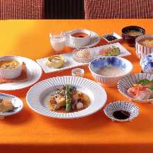 5,500 JPY Course (10 Items)