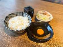 Tamagokake gohan (rice with raw egg)