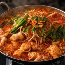 Offal hotpot (spicy miso flavor)(4,000 yen all-you-can-eat menu)