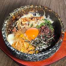 Stone grilled cheese bibimbap