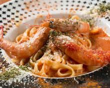 Tomato cream sauce pasta with shrimp
