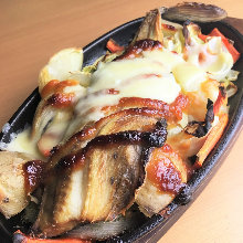 Okhotsk Atka mackerel chanchan-yaki with miso and cheese