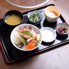 Seafood rice bowl