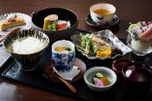 3,500 JPY Set