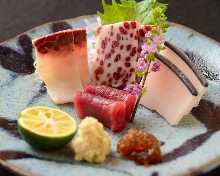 Assorted Whale Sashimi (4 kinds)