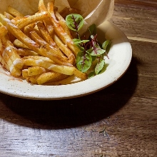 Sweet chili and sour cream fries