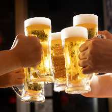 Includes an all-you-can-drink selection of around 25 drinks, including draught beer and highballs