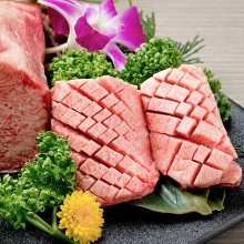 Premium grilled tongue seasoned with salt