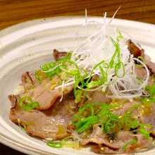 Seared beef tongue
