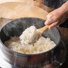 Kamataki Gohan (rice in a metal pot)