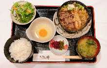 国産牛すき焼き御膳　ランチコース（梅）