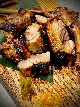 さつま知覧鶏の骨付きもも炭焼き
