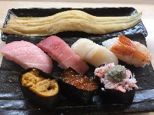 にぎり寿司盛り合わせ