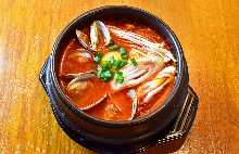 海鮮スン豆腐チゲ定食