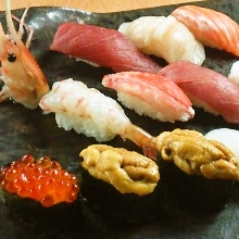 にぎり寿司盛り合わせ