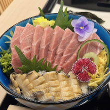 活あわび中トロ丼コース仕立て