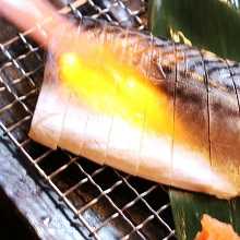 夢の家名物　炎の炙り〆サバ
