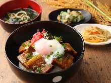 豚角煮丼