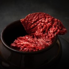 항아리에서 절인 안창살 구이