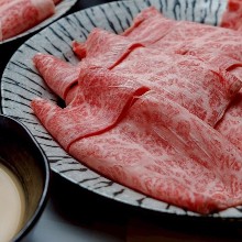 사쓰마 니시키 소고기(특선 등심/특선 삼겹살) 스키야키 또는 샤브샤브
