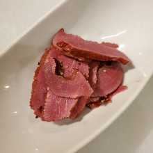烟熏牛舌