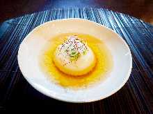 炸花生豆腐漬高湯