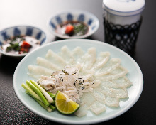 薄切河豚生魚片