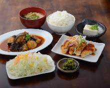 麻婆茄子和炸白身魚定食