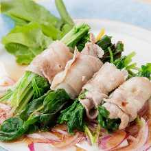 蜂蜜豬肉和有機蔬菜溫涮鍋配柚子醋