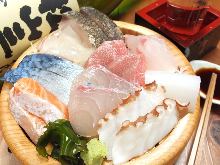生魚片拼盤