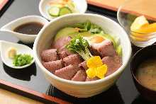 仙台牛烤牛肉蓋飯